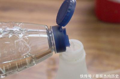 天然生物質(zhì)驅(qū)蟲劑 防止狗在地毯上撒尿的環(huán)保方案